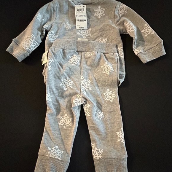 FIRST IMPRESSIONS UNISEX SNOWFLAKE 2-PC SET 3-6 MONTHS - Picture 2 of 6